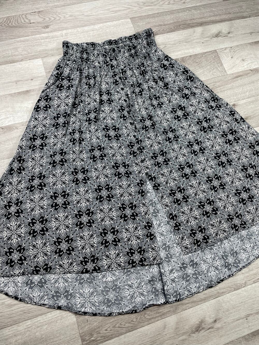 🔥Torrid Black & White Medallion Print Smocked Hi Low Dress Boho Whimsigoth 2X